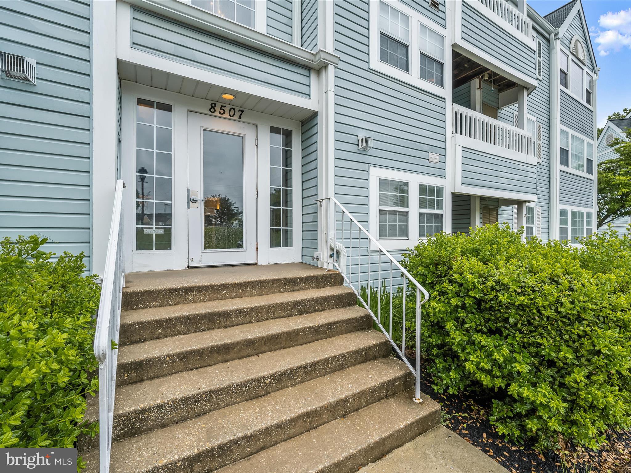 VILLAGE OF MONTGOMERY RUN - Residential