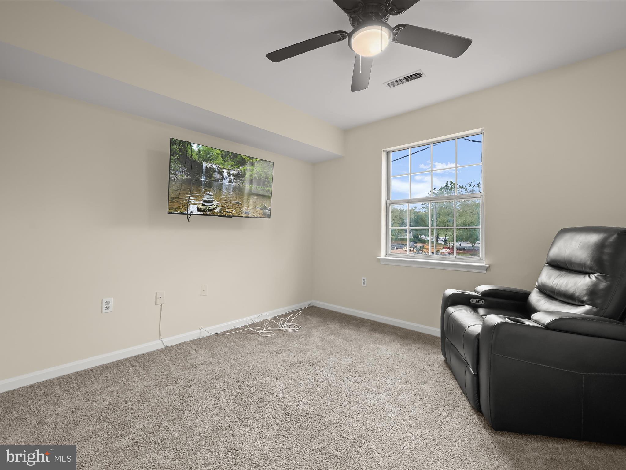 VILLAGE OF MONTGOMERY RUN - Residential