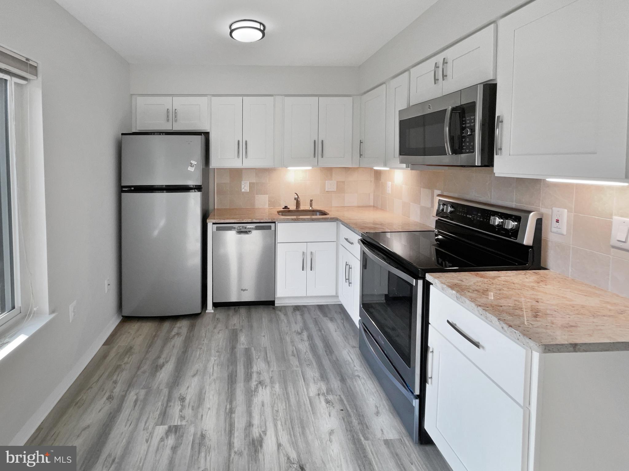 DOCKSIDE - Residential