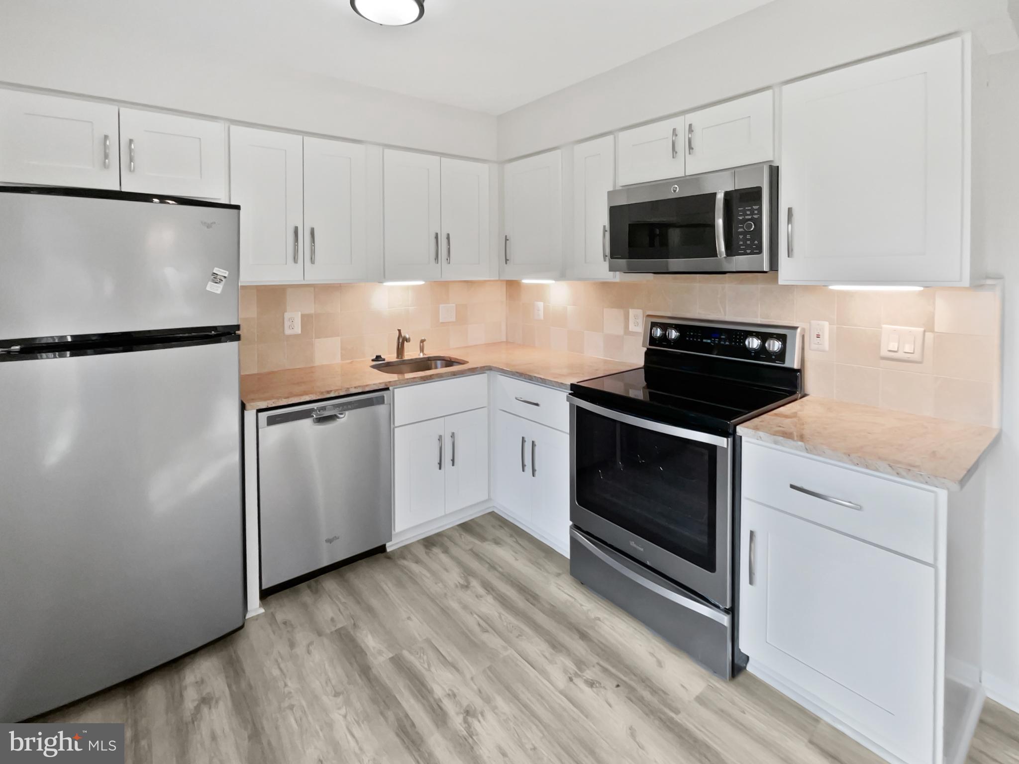 DOCKSIDE - Residential