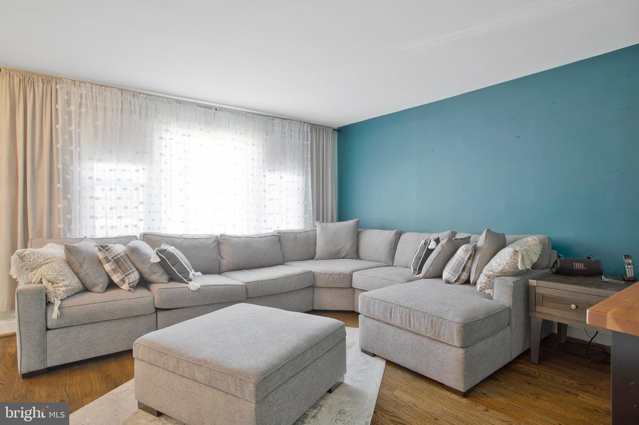 AMBERLY WEST - Residential