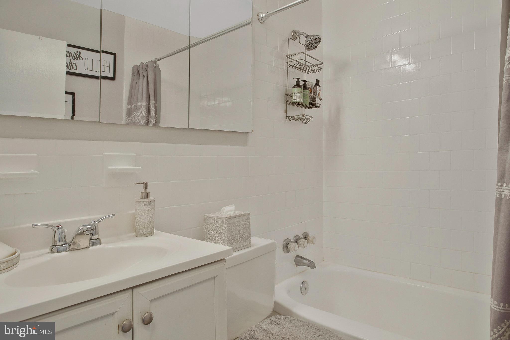 AMBERLY WEST - Residential