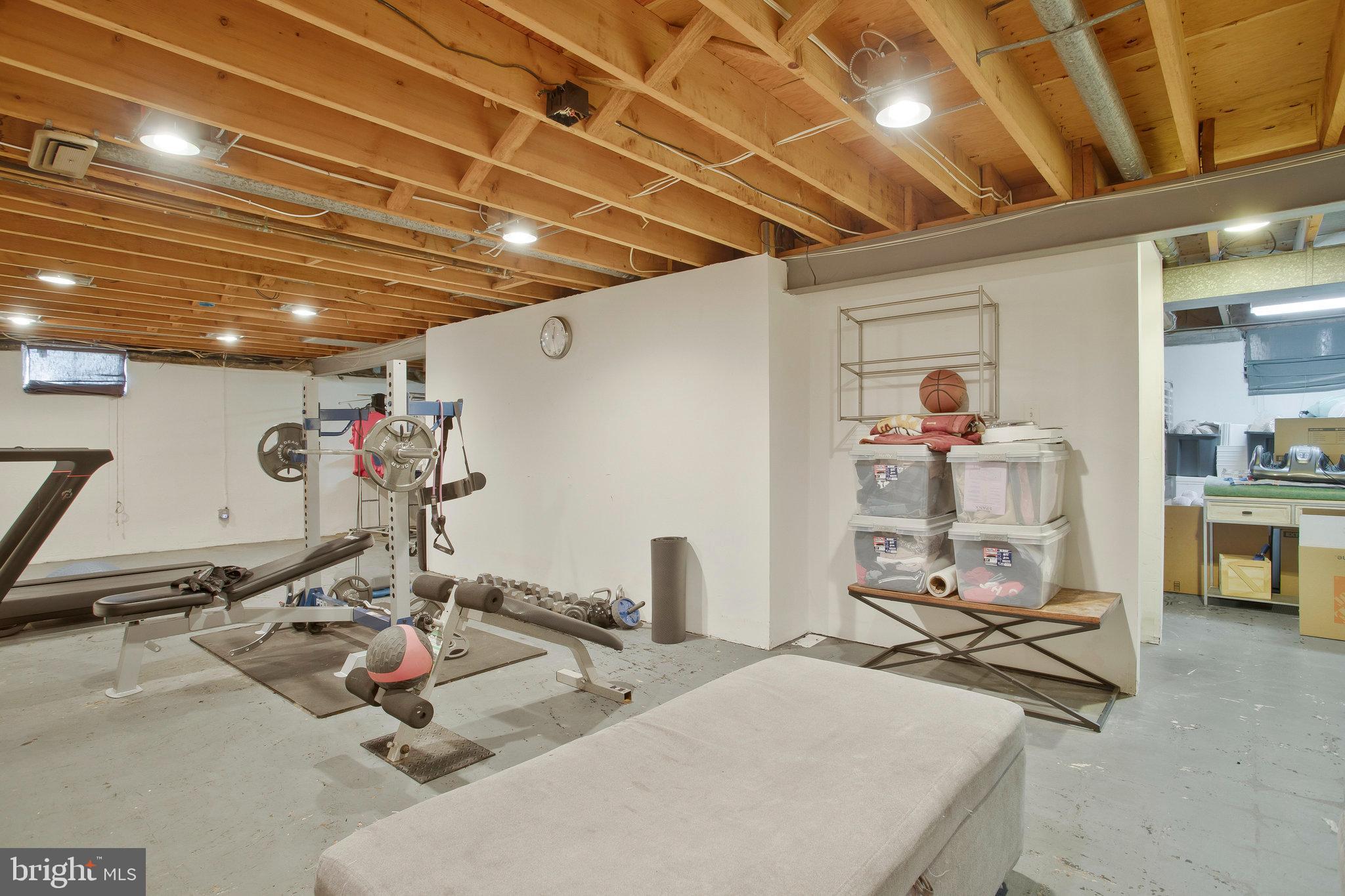 AMBERLY WEST - Residential