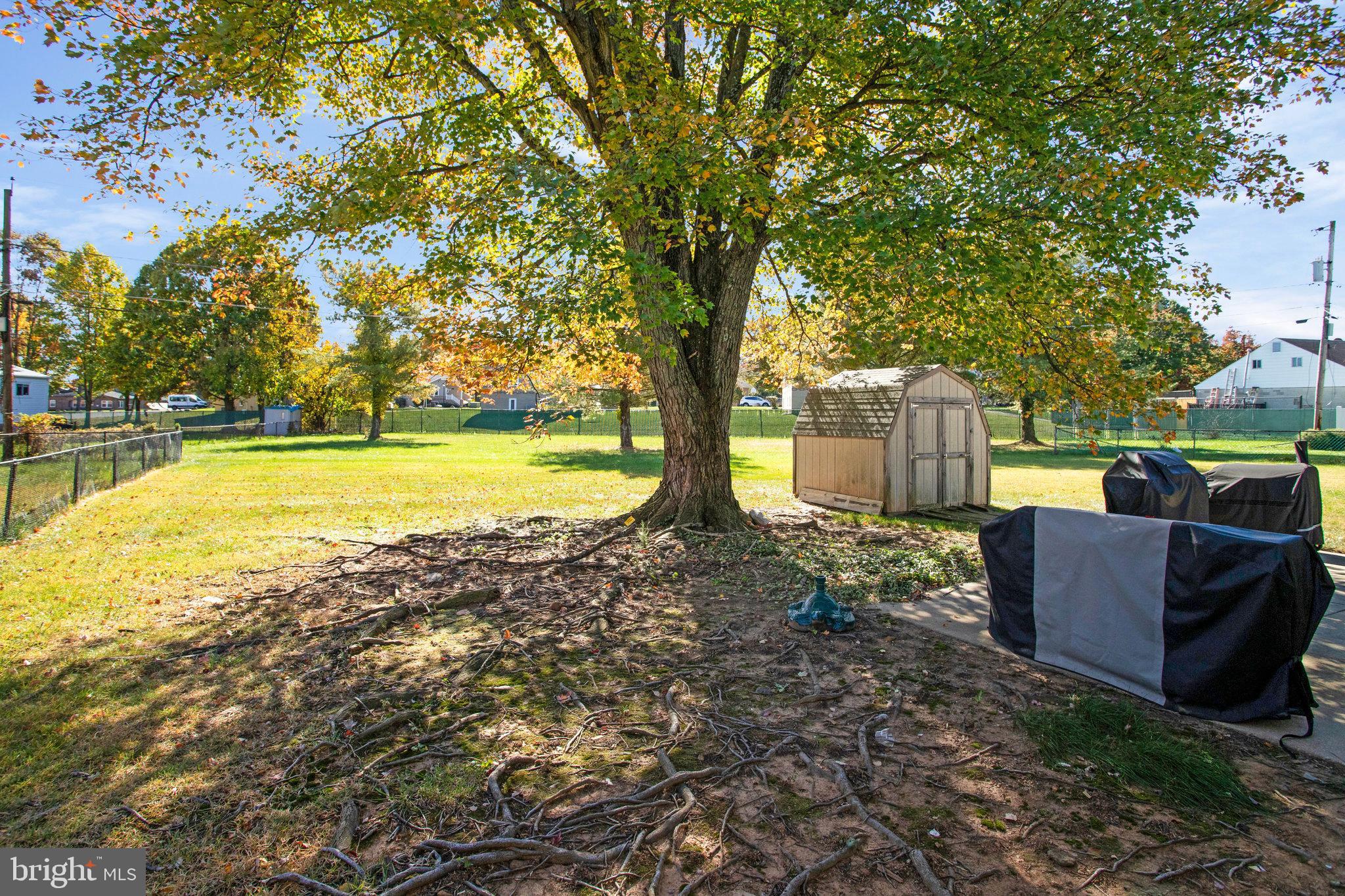 AMBERLY WEST - Residential