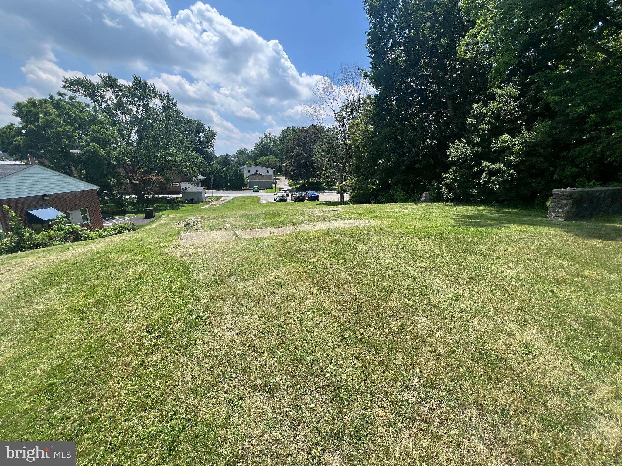 15 W STATE STREET