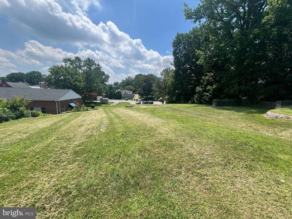 Photo of 15 W State Street, QUARRYVILLE, PA 17566 (MLS # PALA2072154)