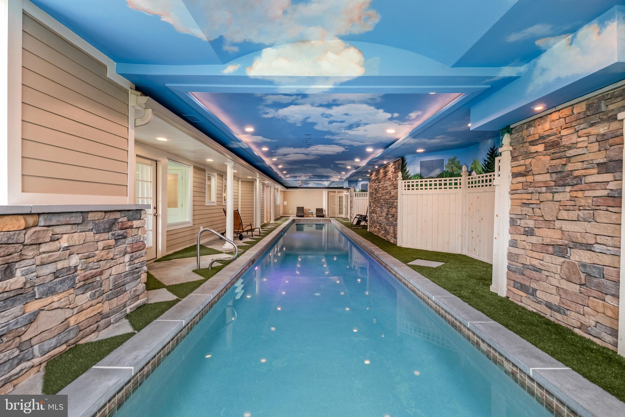 WHITEACRE HILL - Residential