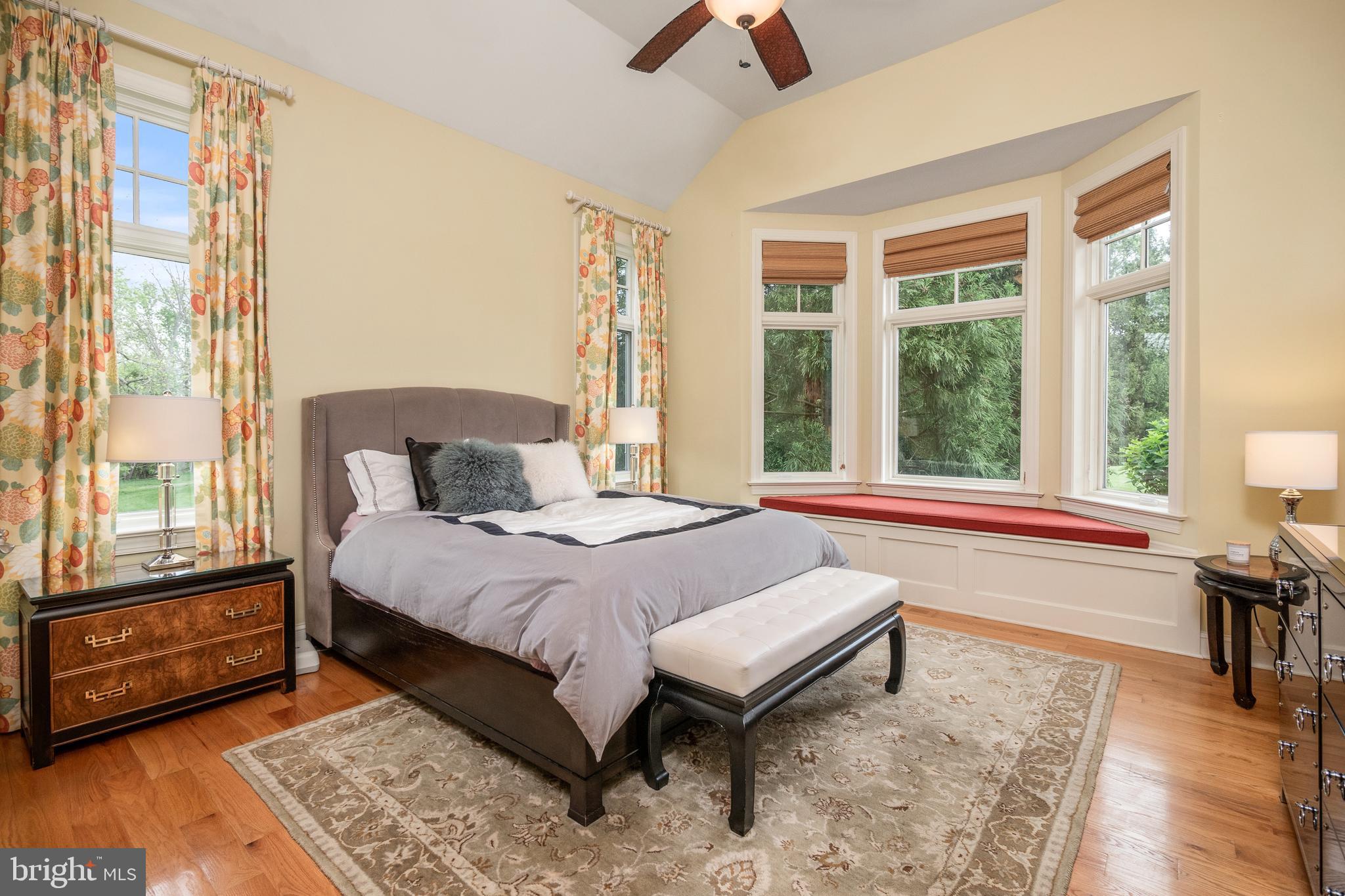 WHITEACRE HILL - Residential