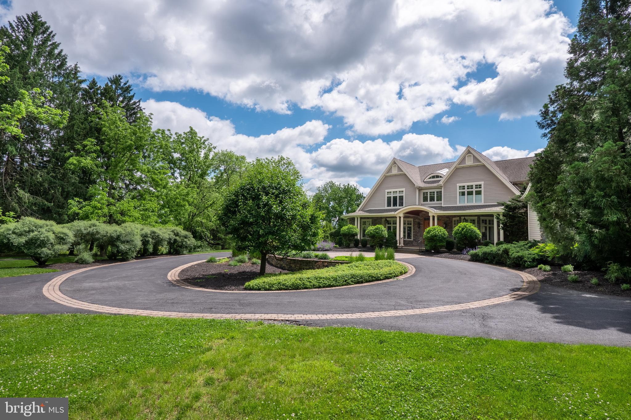 WHITEACRE HILL - Residential