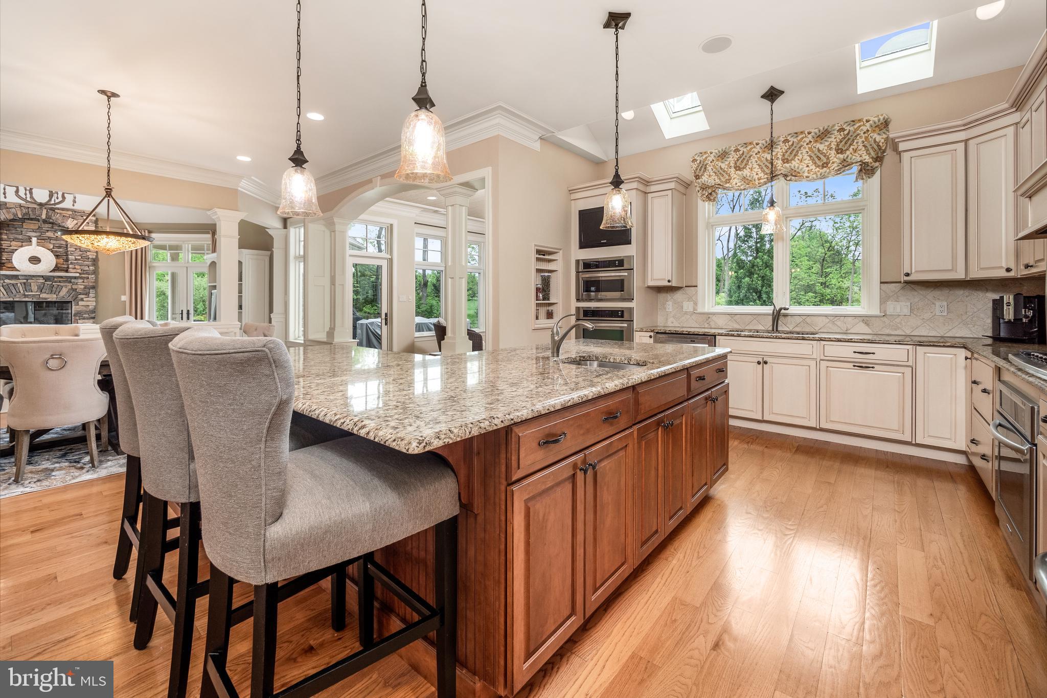 WHITEACRE HILL - Residential