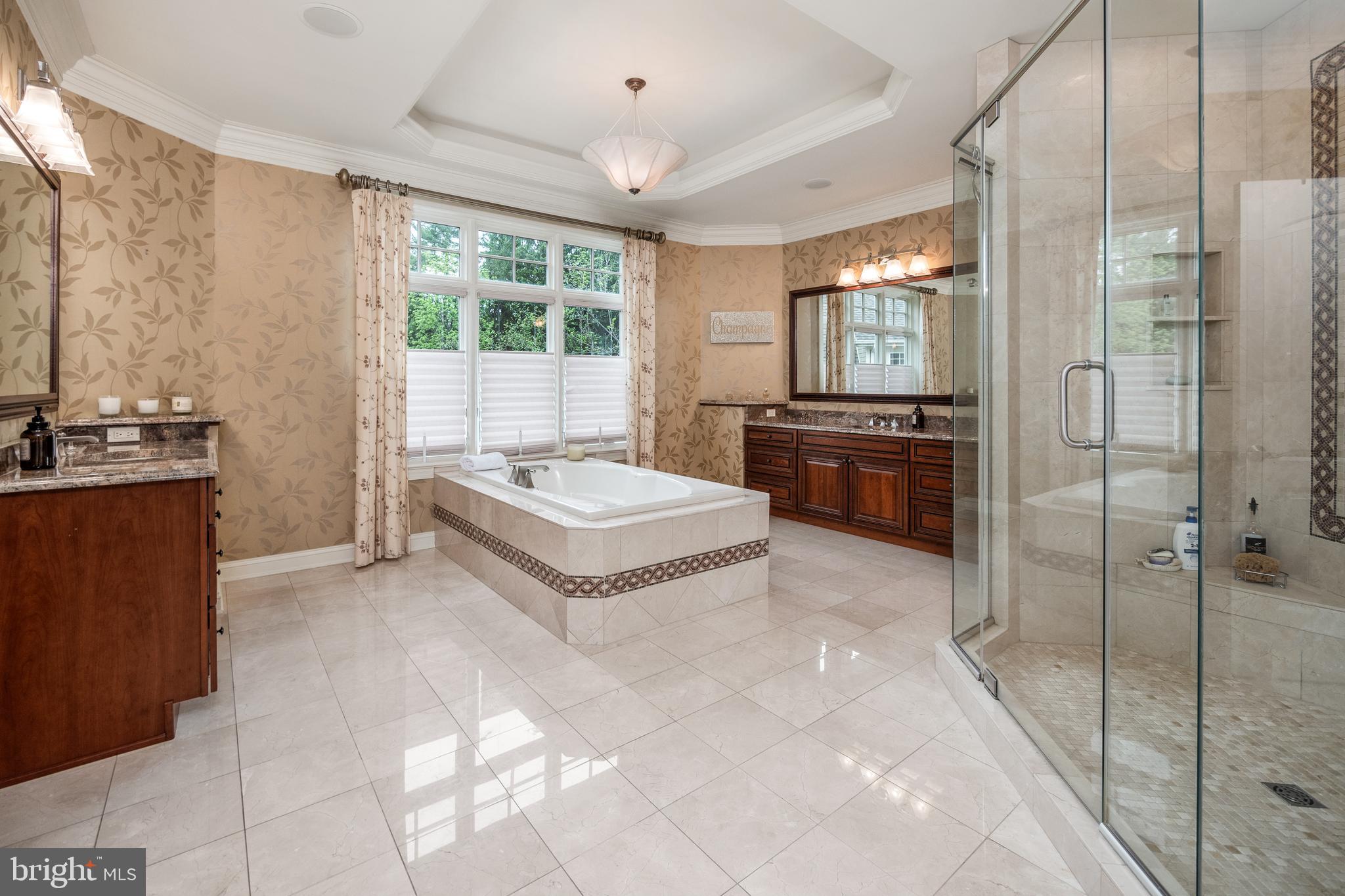 WHITEACRE HILL - Residential