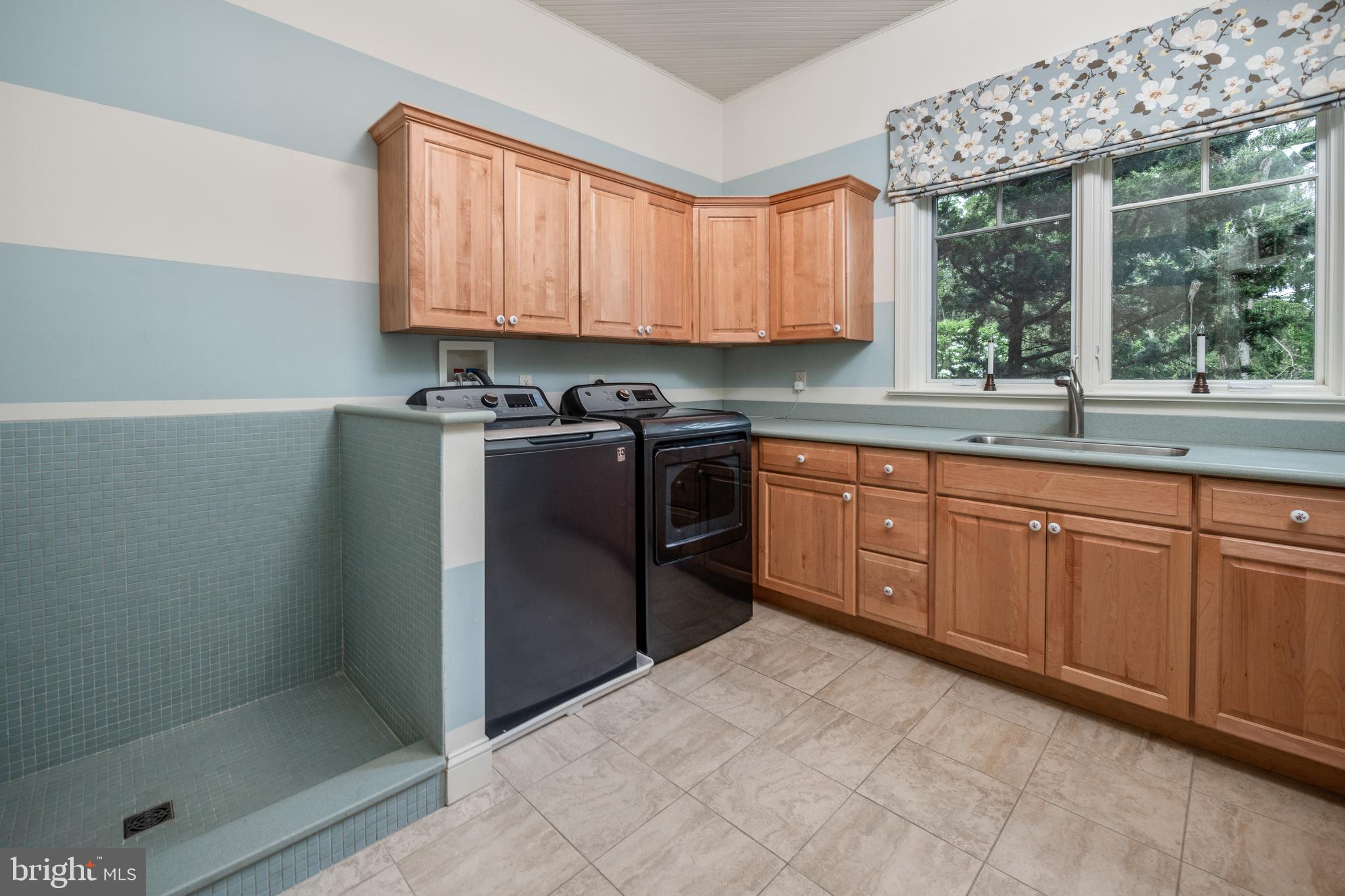 WHITEACRE HILL - Residential