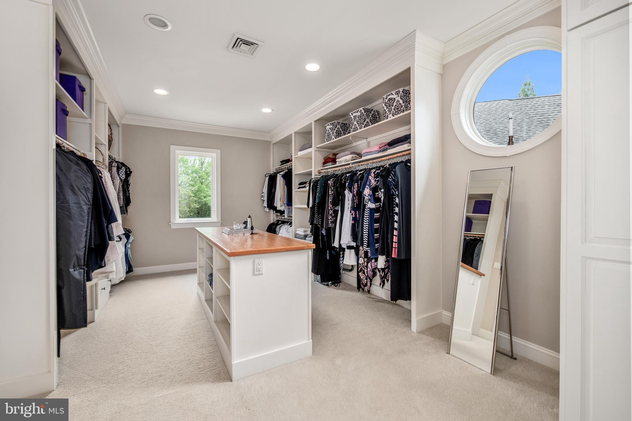 WHITEACRE HILL - Residential