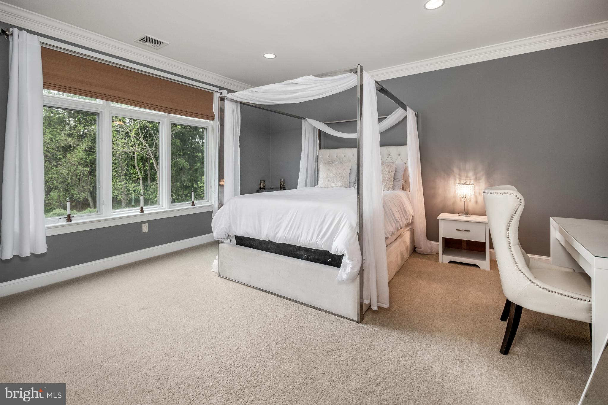 WHITEACRE HILL - Residential