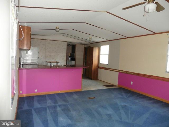 FOX GLEN - Residential