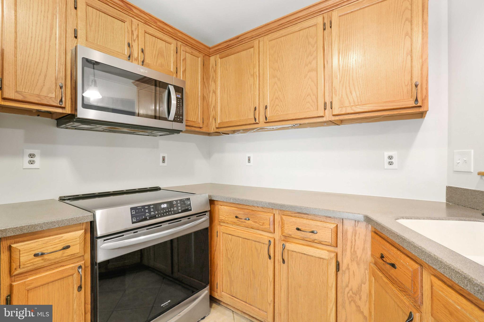 BEDFORD CROSSING - Residential