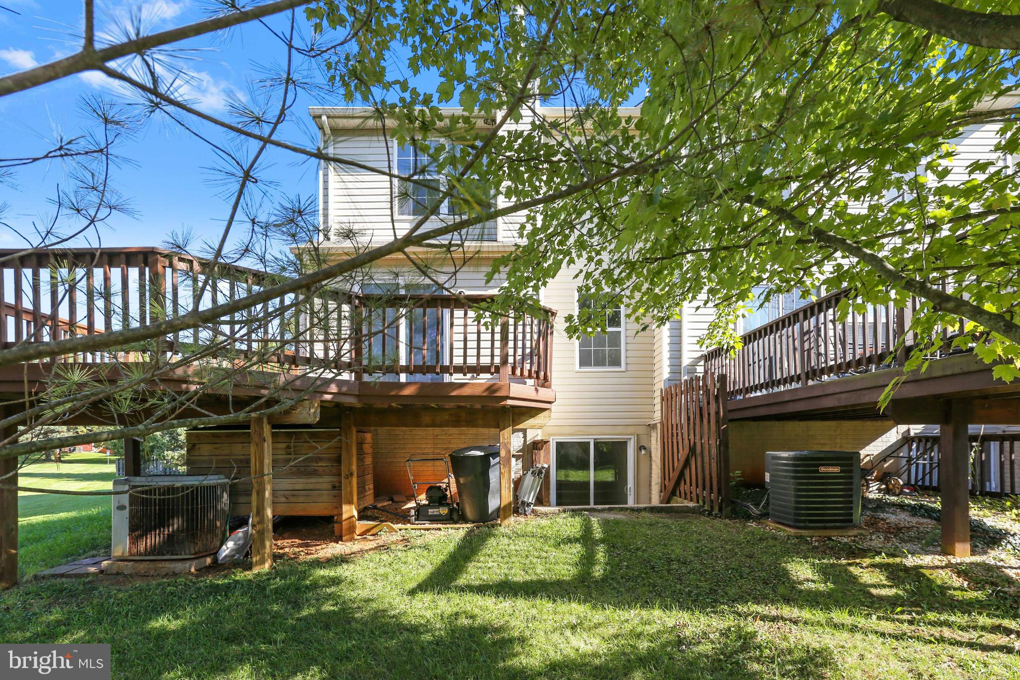 BEDFORD CROSSING - Residential