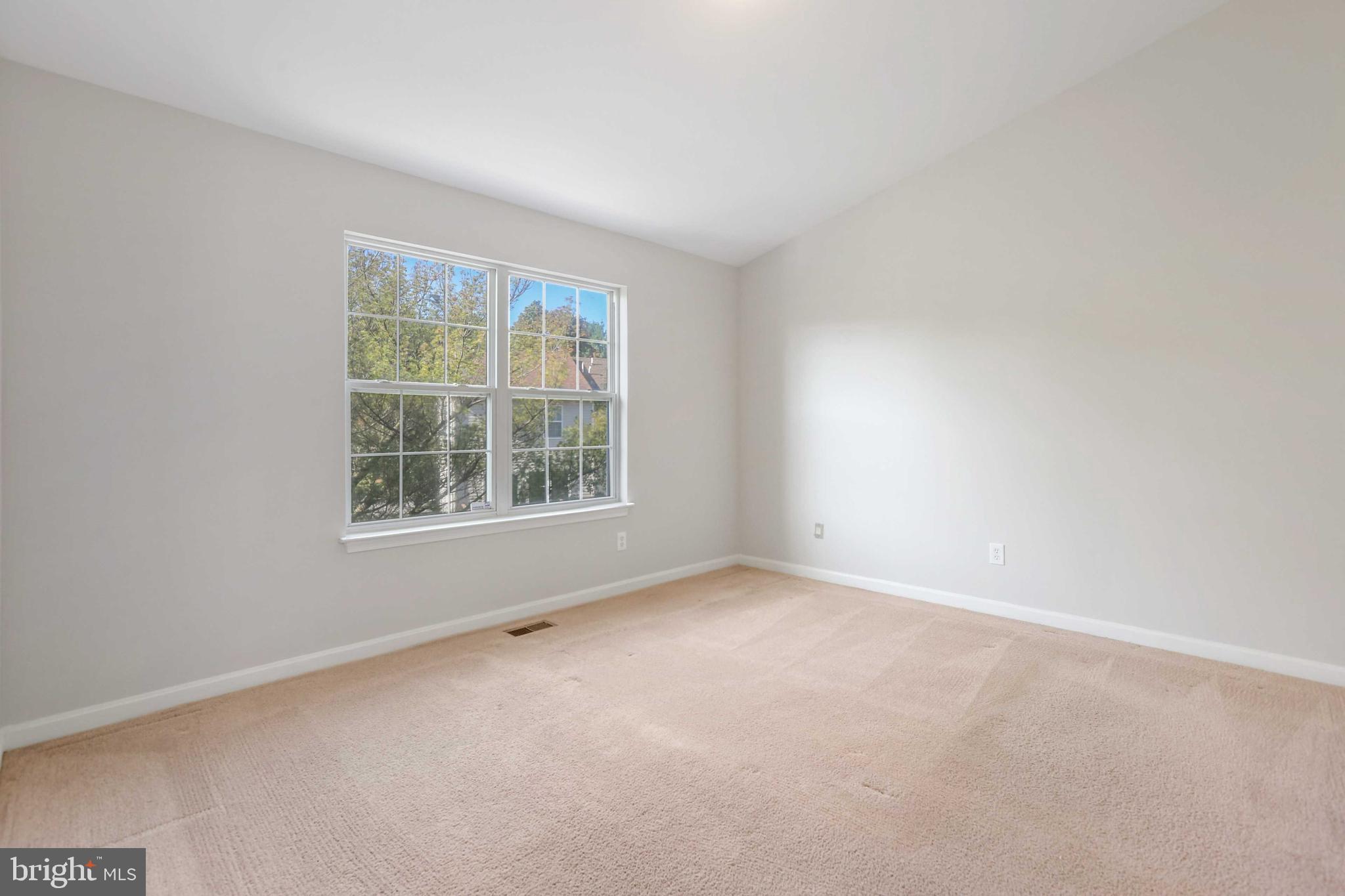 BEDFORD CROSSING - Residential