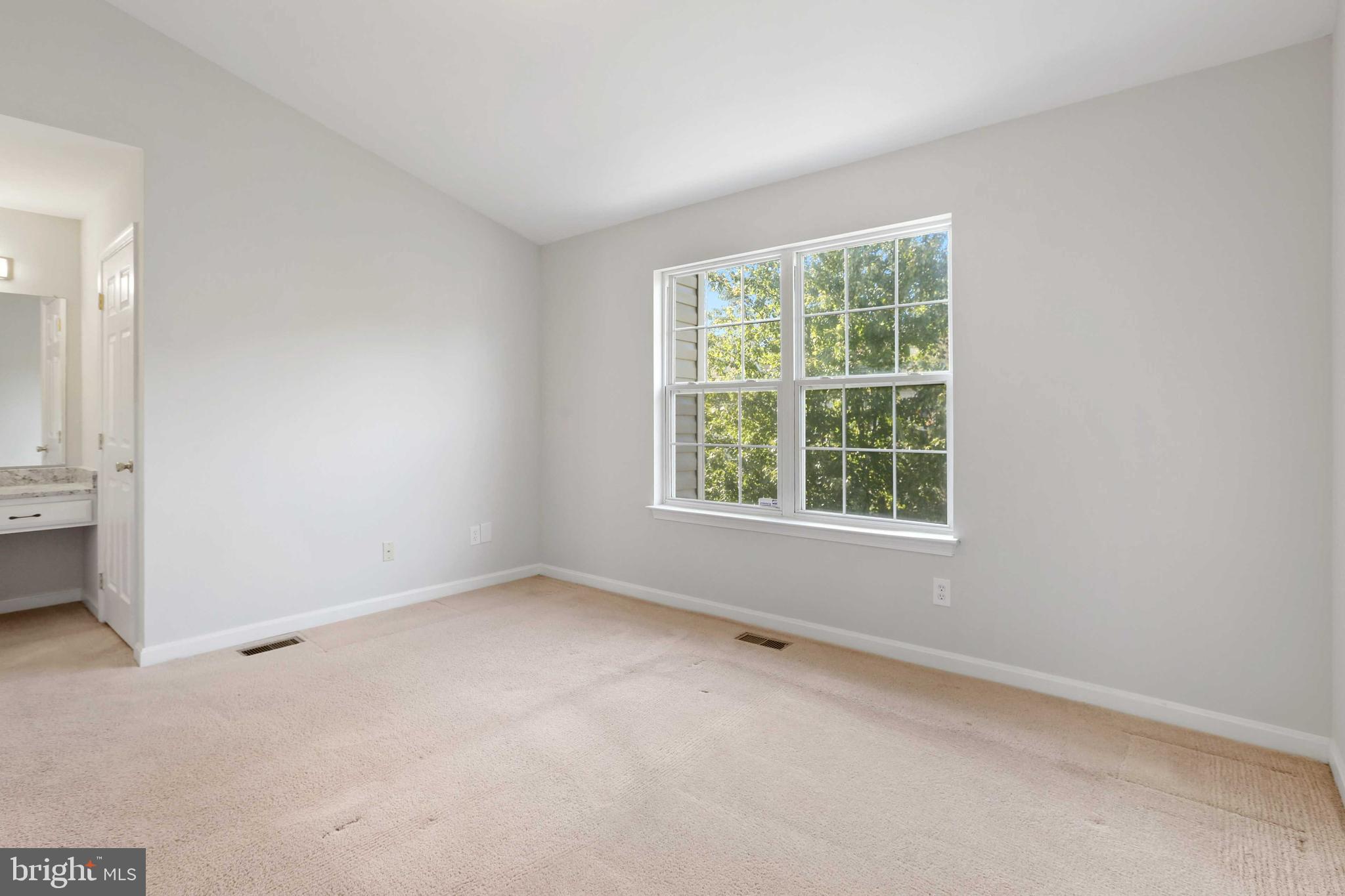 BEDFORD CROSSING - Residential