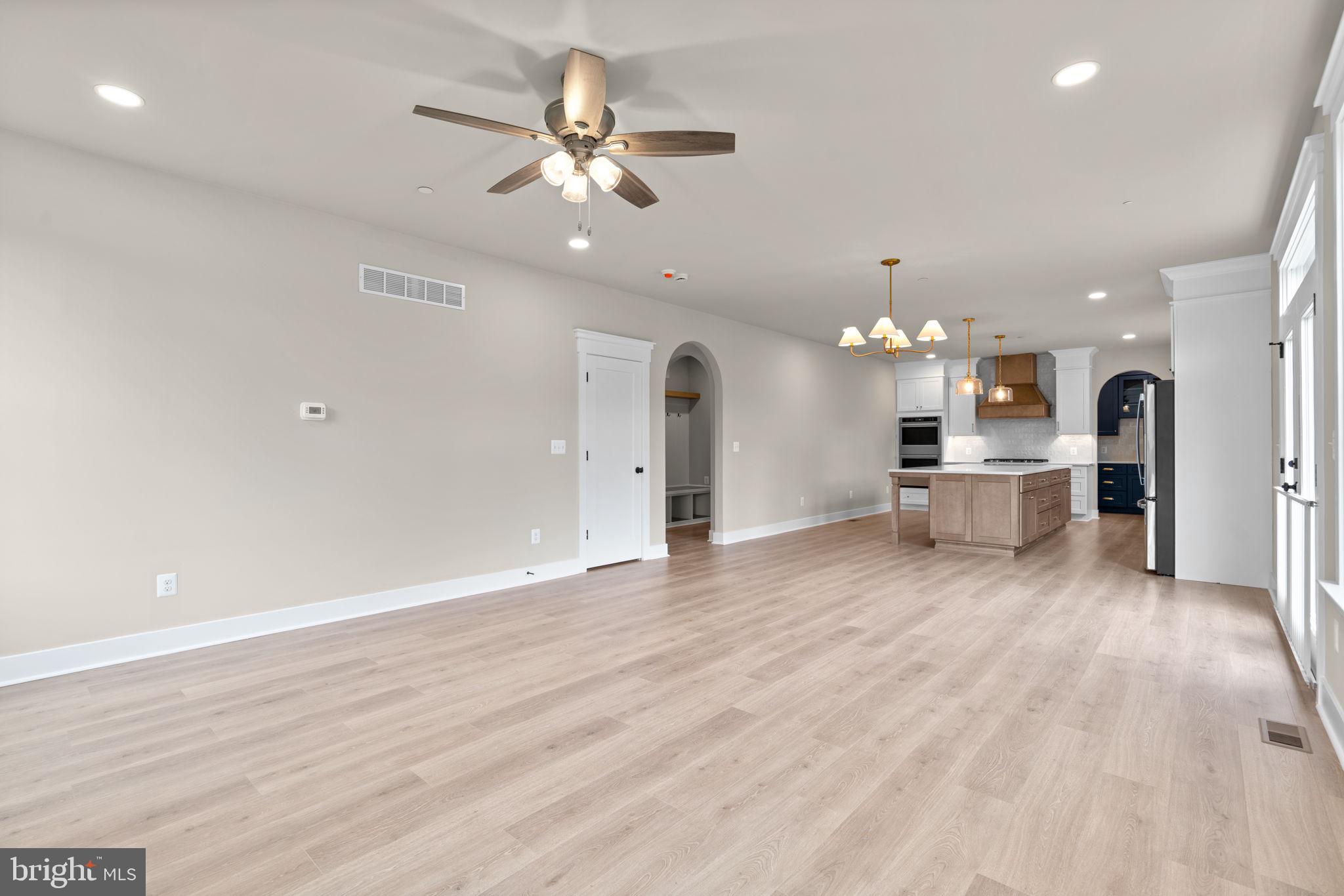 ENCLAVE AT OAK HILL - Residential