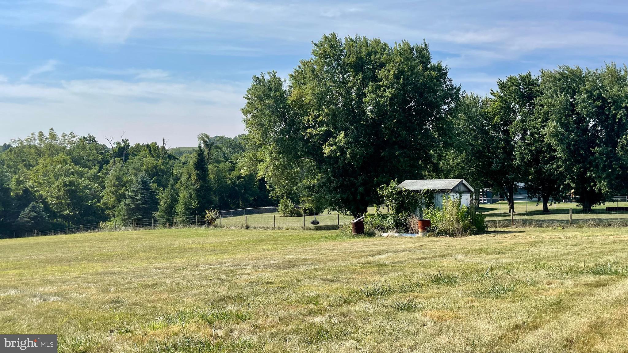 BROWN ESTATE - Residential