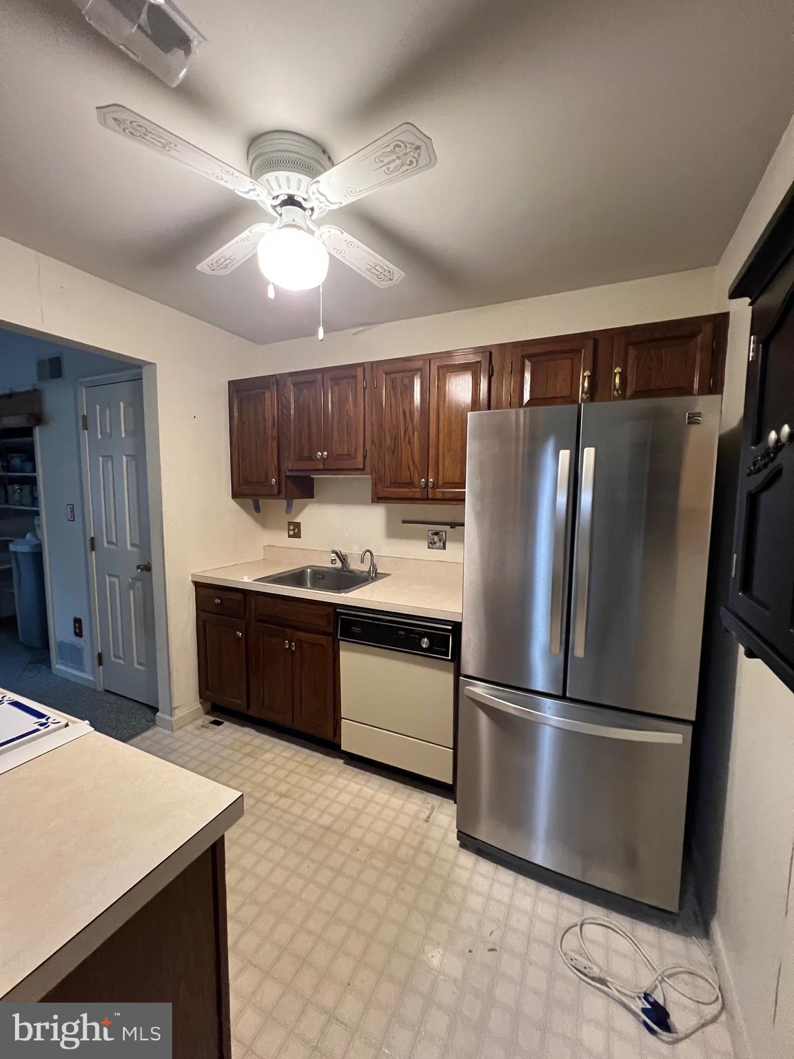 10 MAPLEWOOD AVENUE 2B