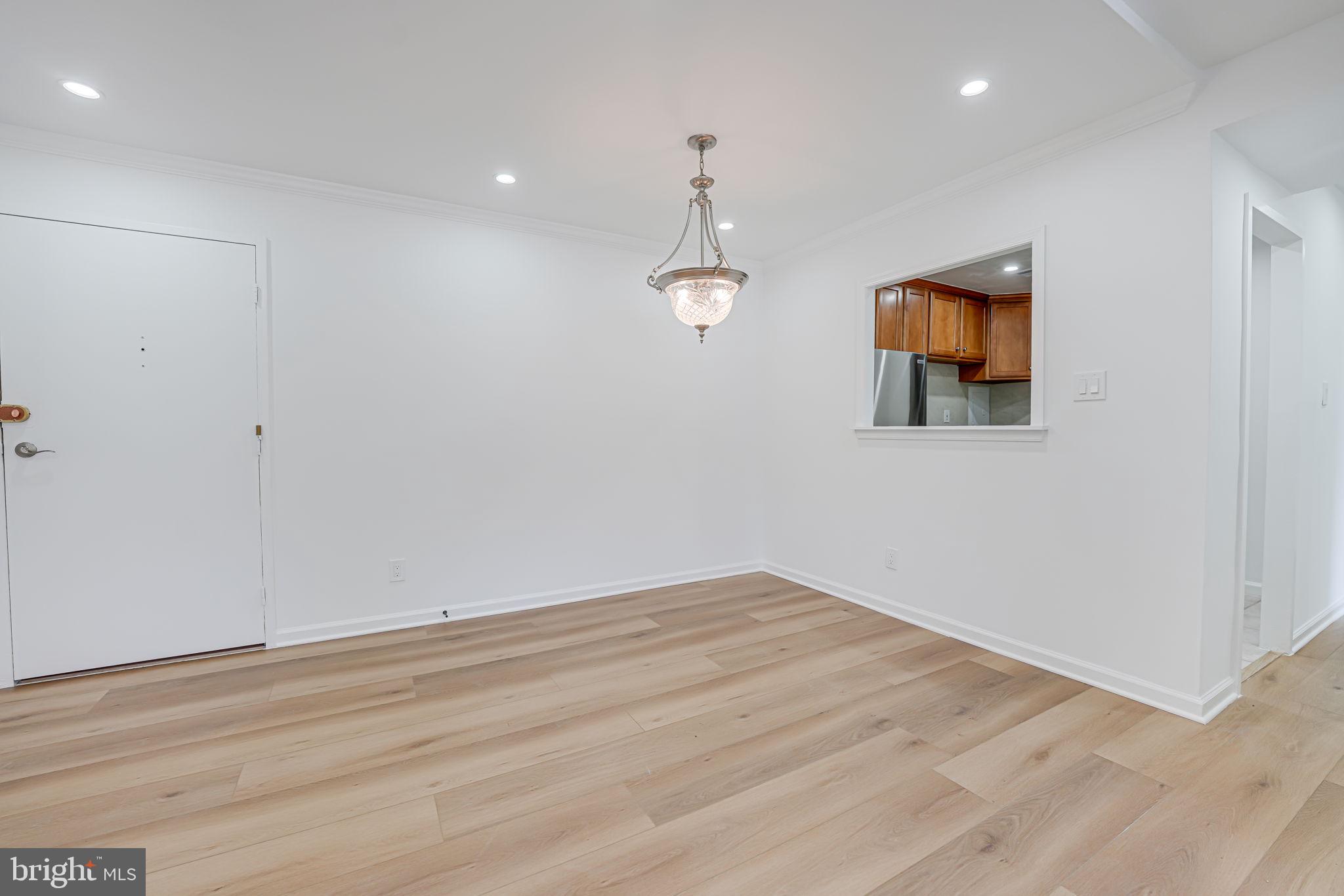 MAIN STREET GREEN - Residential