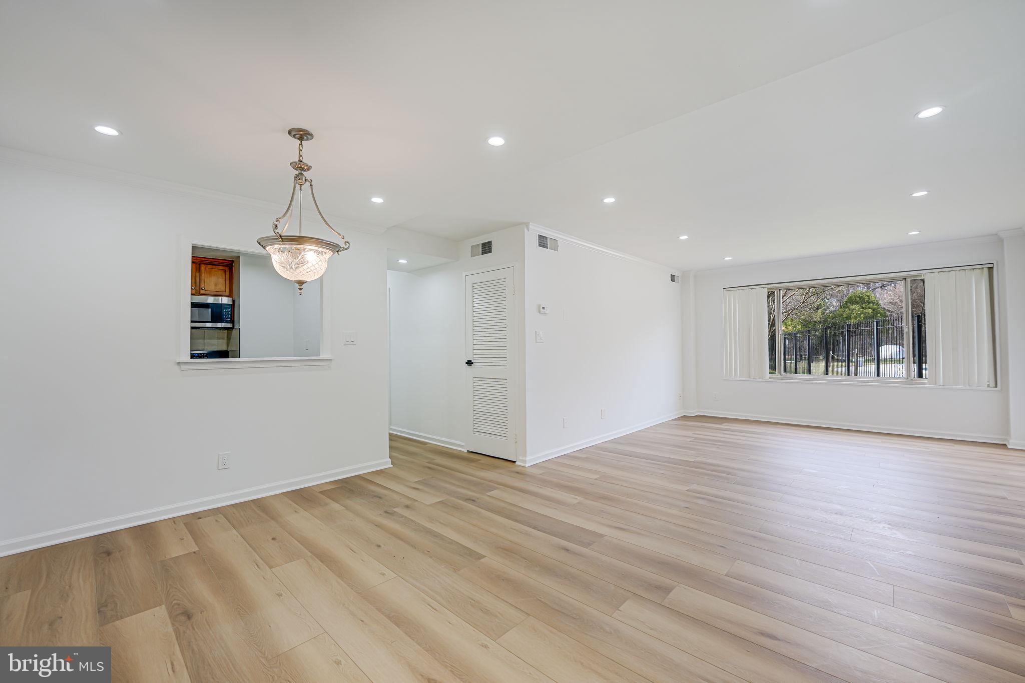 10570 MAIN STREET 120