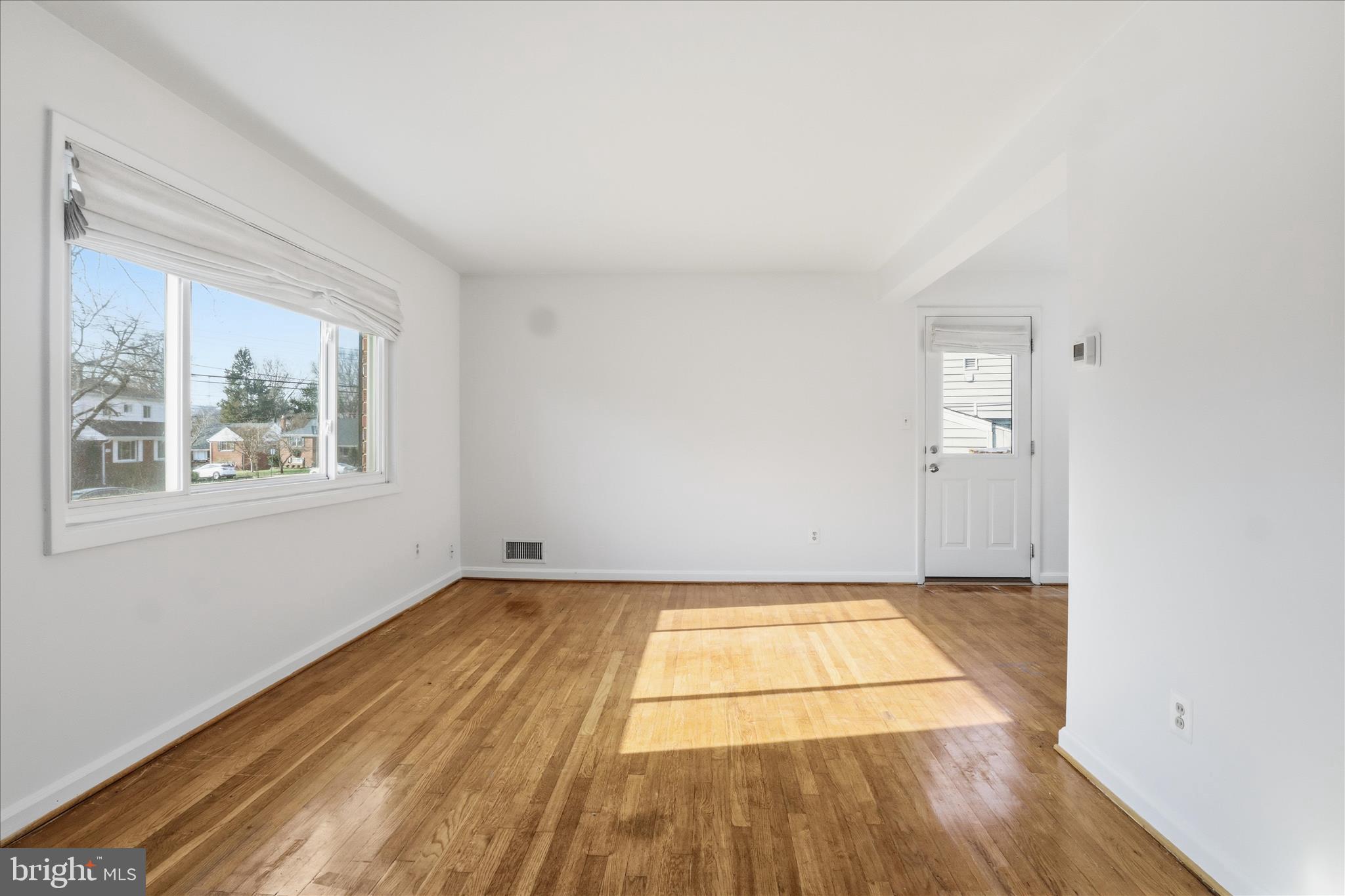 5201 RICHENBACHER AVENUE