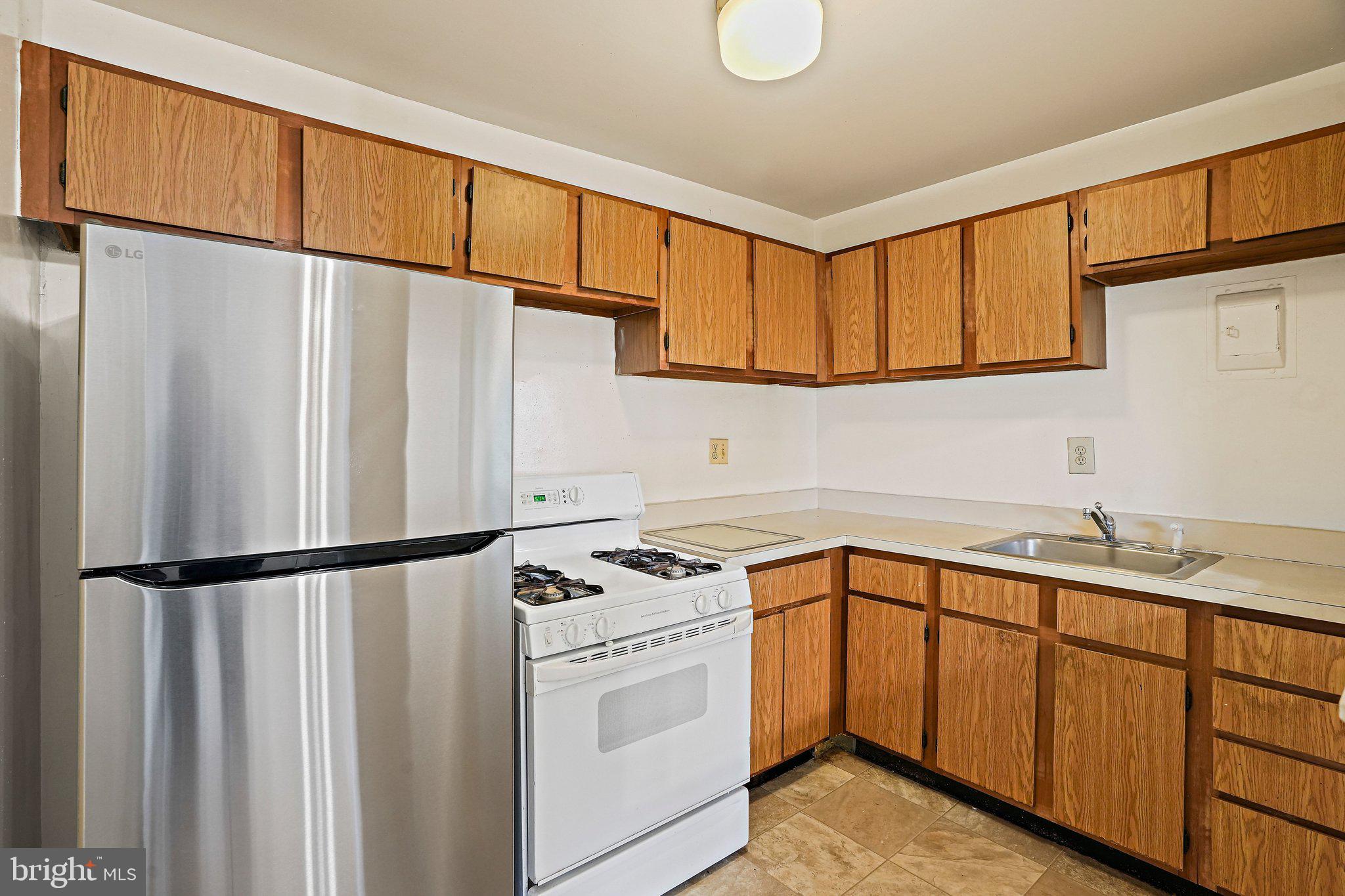 4270 EAST CAPITOL STREET NE 301