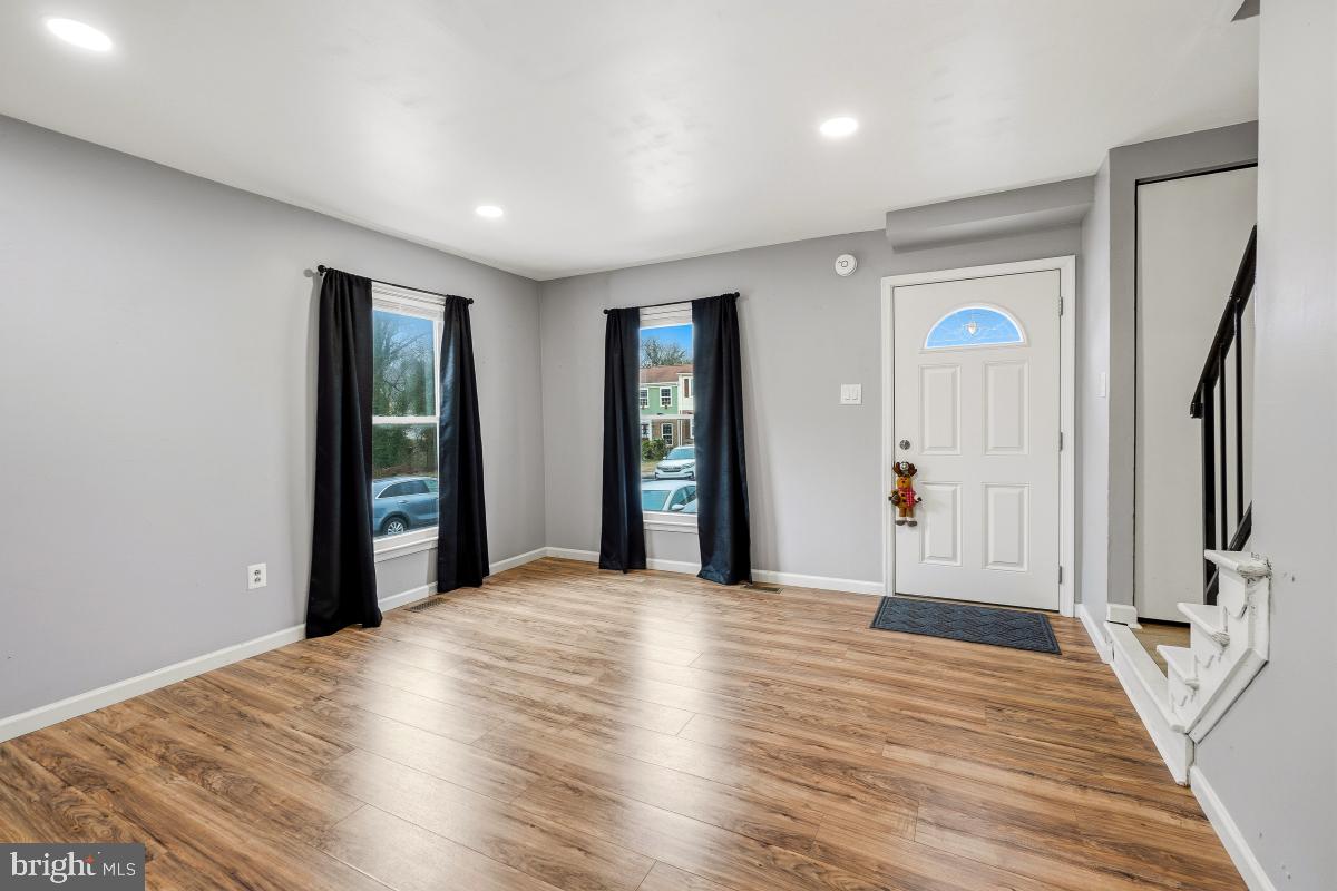 BELMONT - Residential Lease