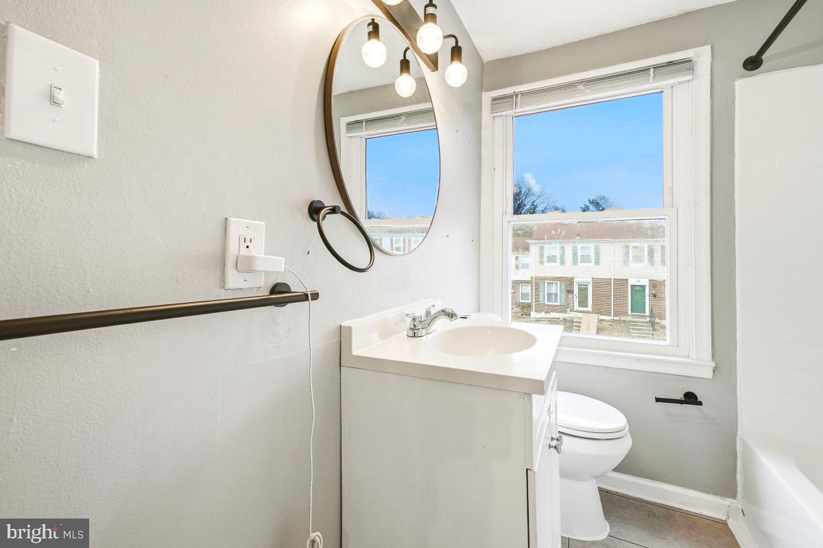 BELMONT - Residential Lease