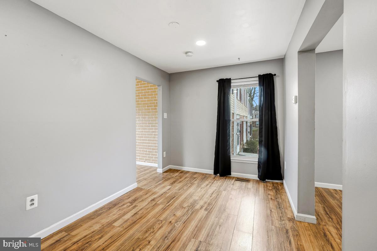 BELMONT - Residential Lease