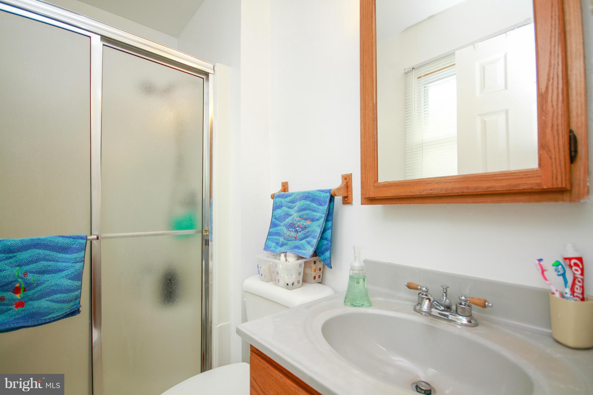 LAWNDALE ACRES - Residential