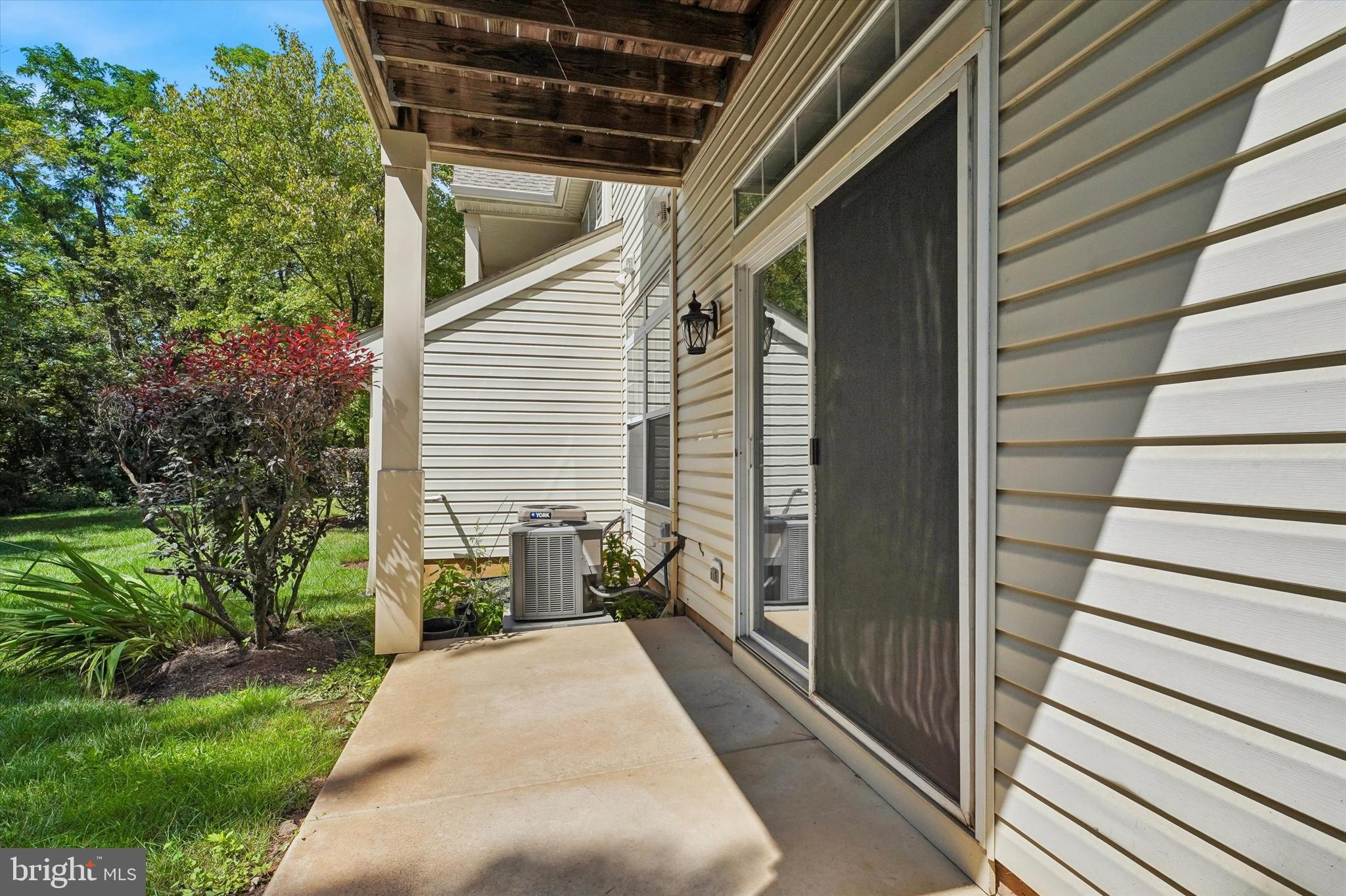 113 DRESHER WOODS DRIVE