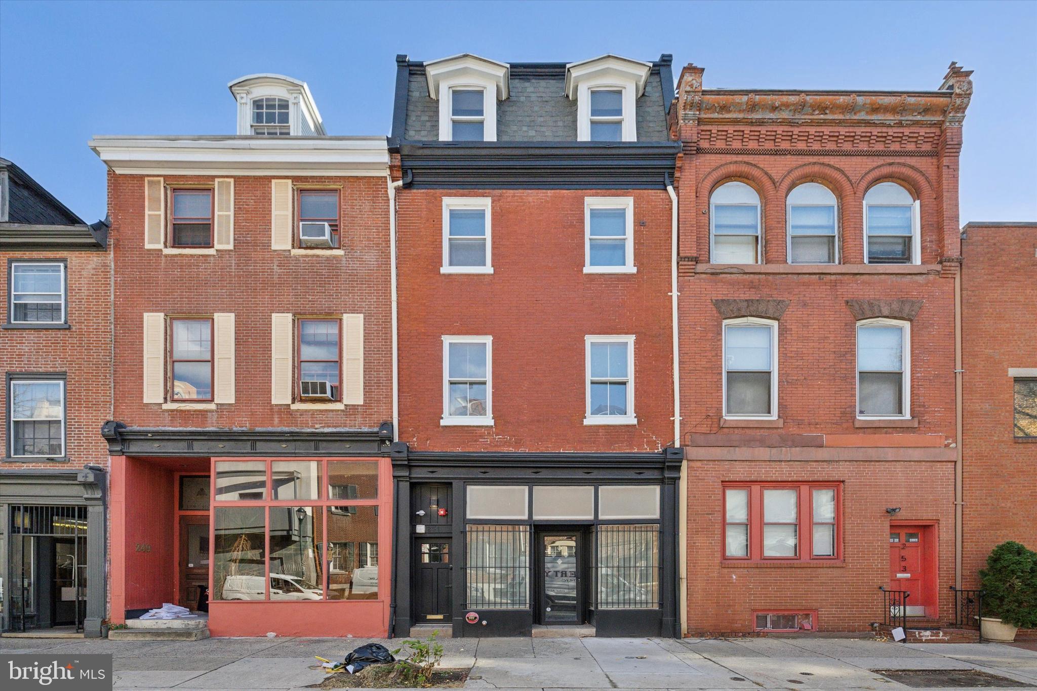 WASHINGTON SQ - Residential Lease