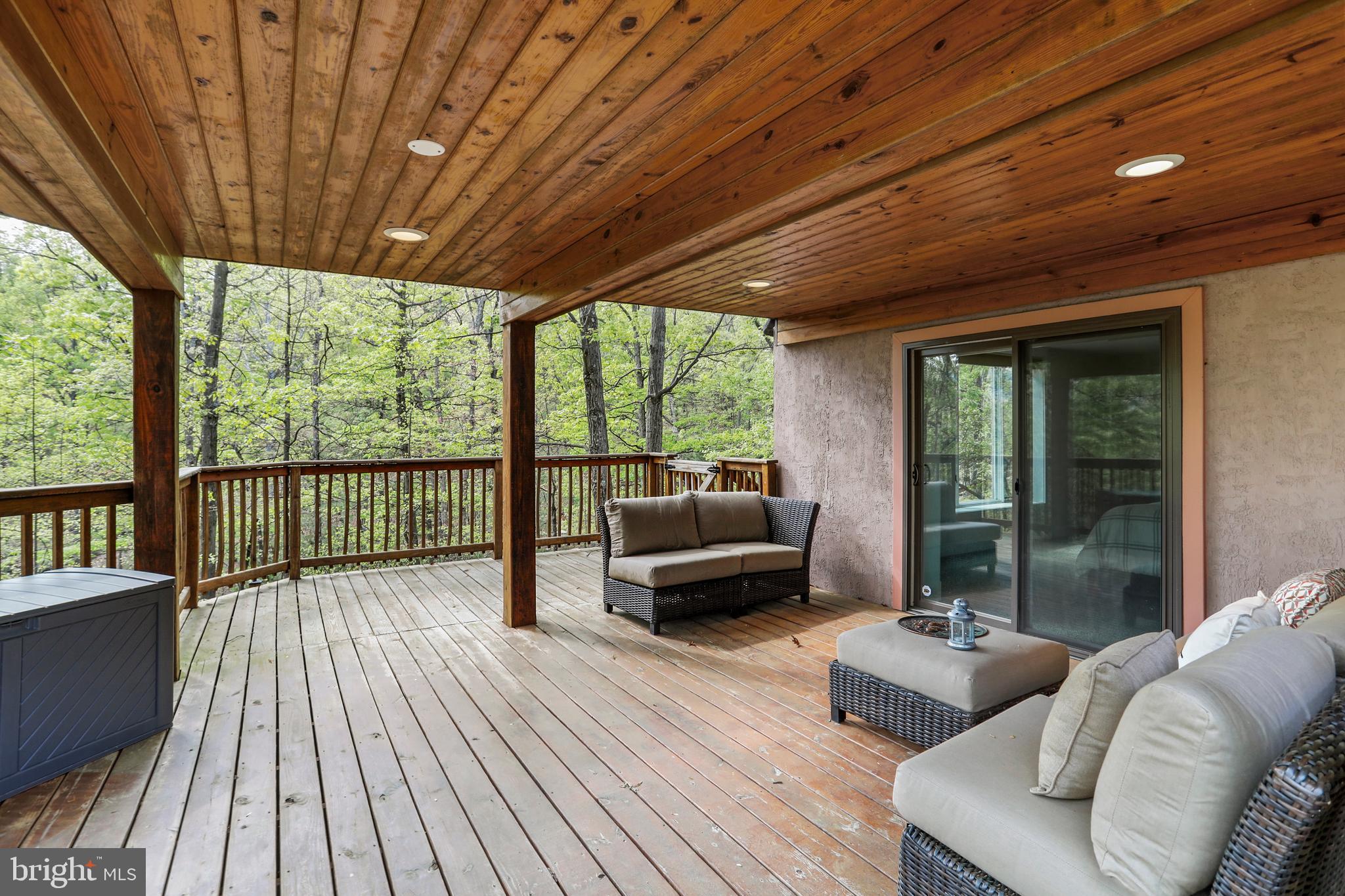 THE WOODS - Residential