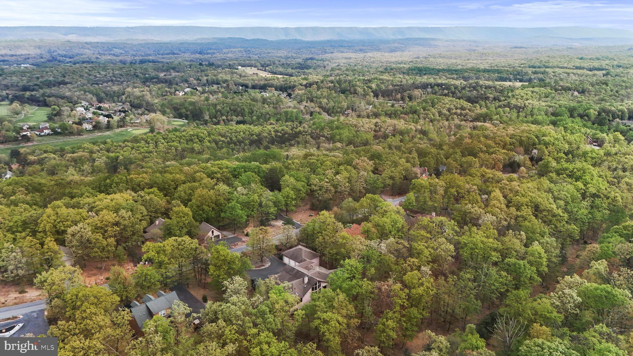 THE WOODS - Residential