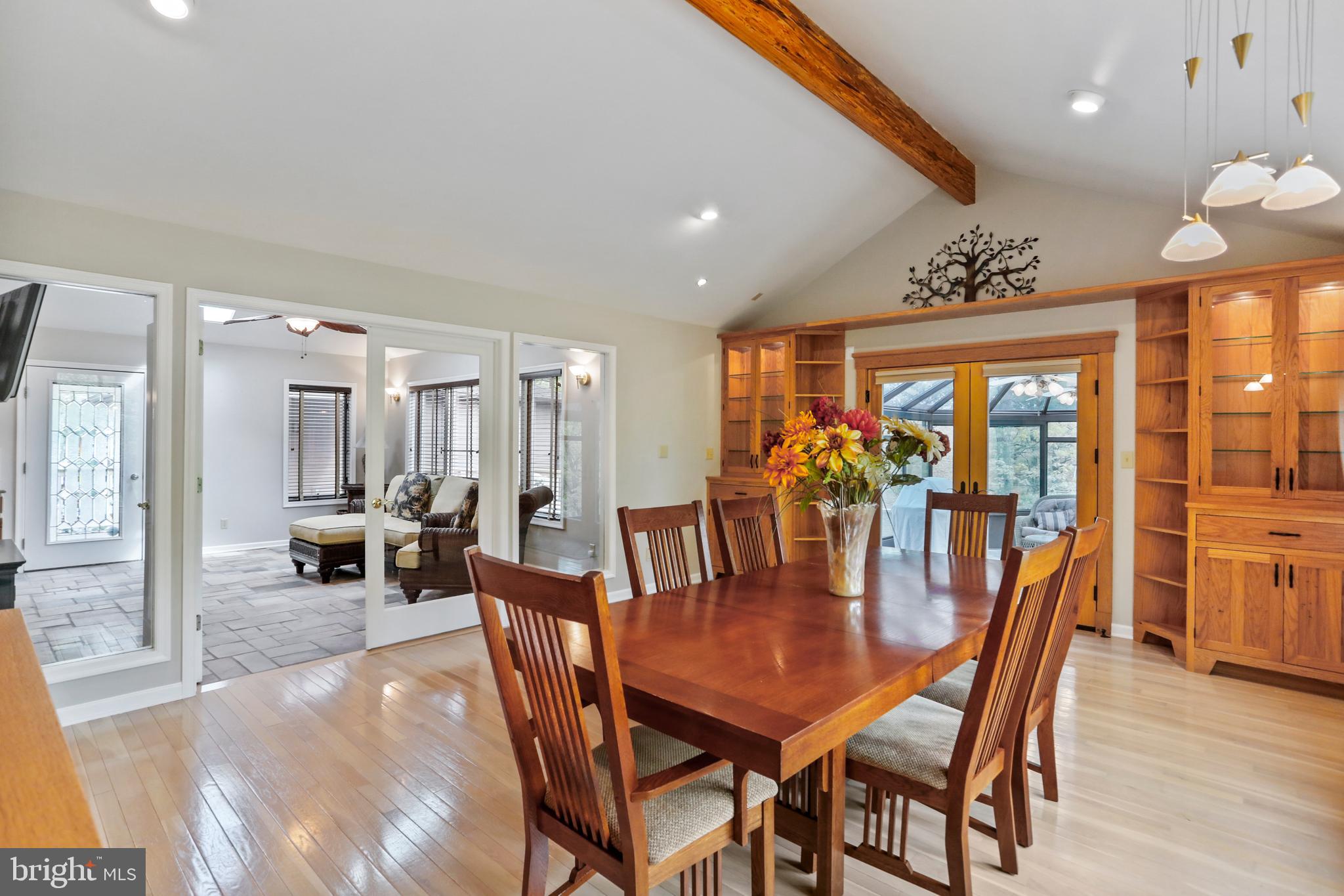 THE WOODS - Residential