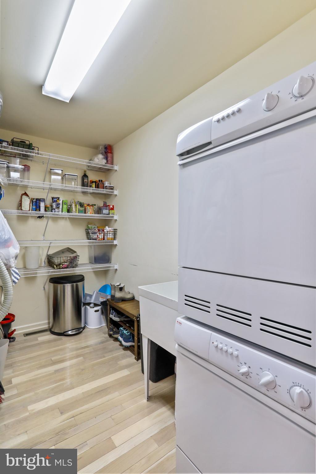 THE WOODS - Residential