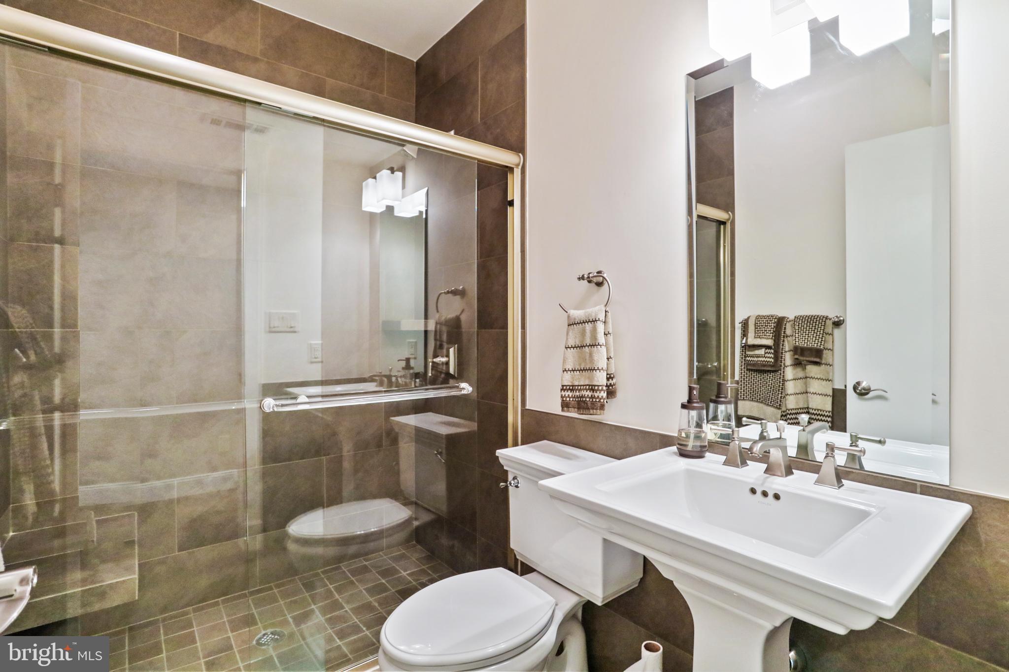 THE WOODS - Residential