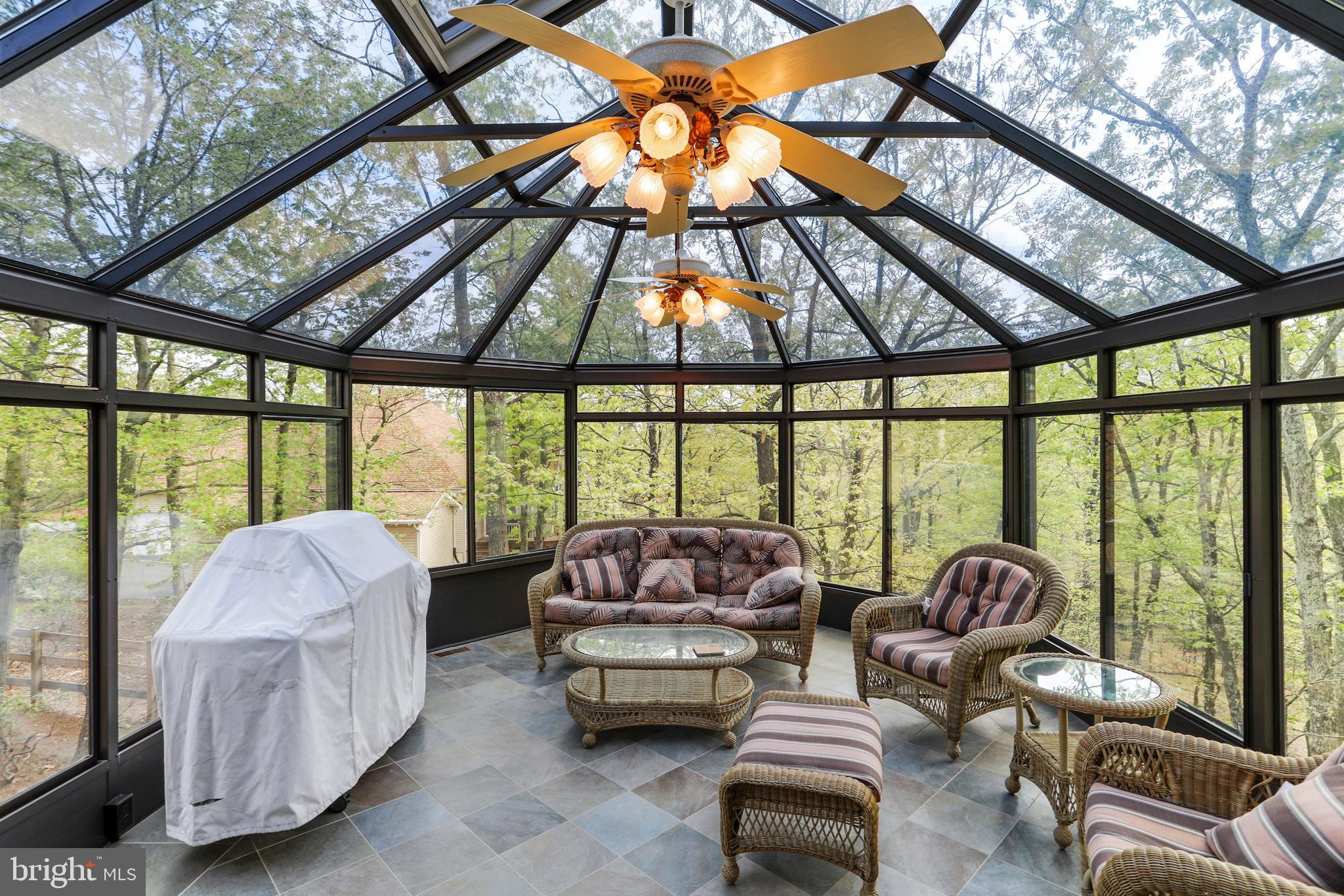 THE WOODS - Residential