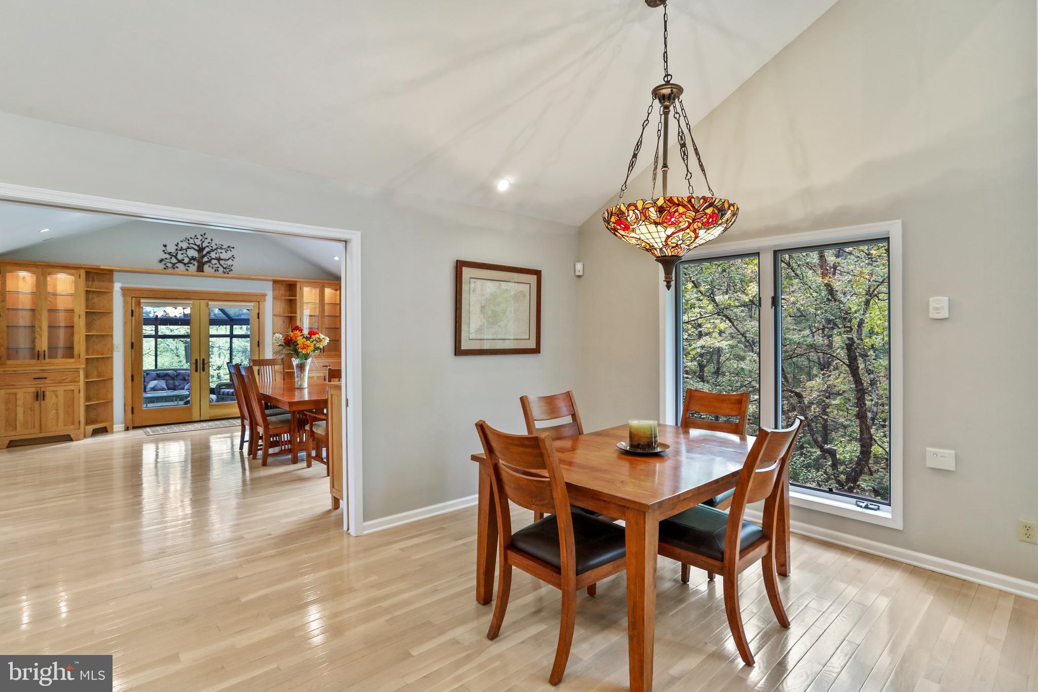 THE WOODS - Residential