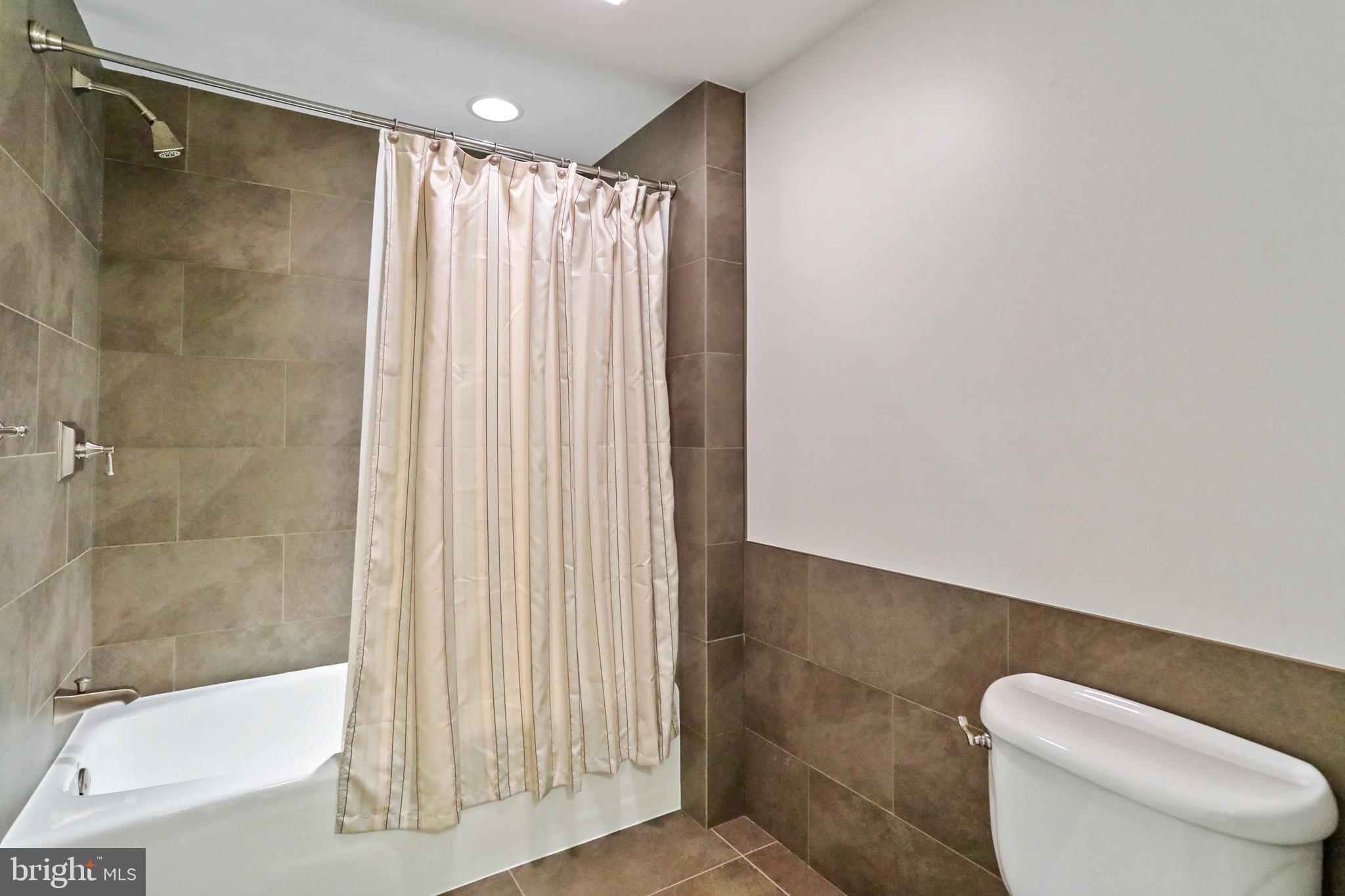 THE WOODS - Residential