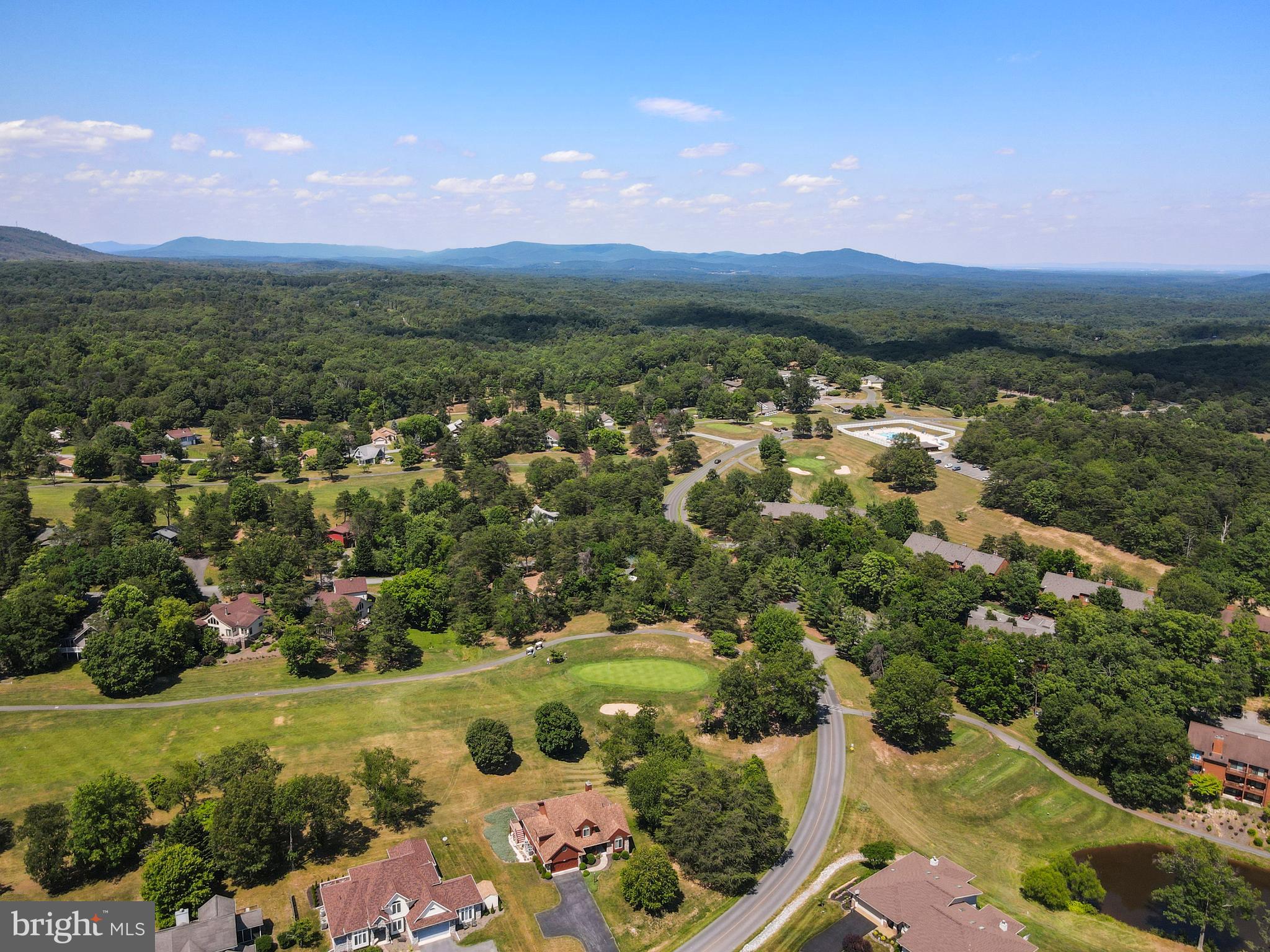 THE WOODS - Residential