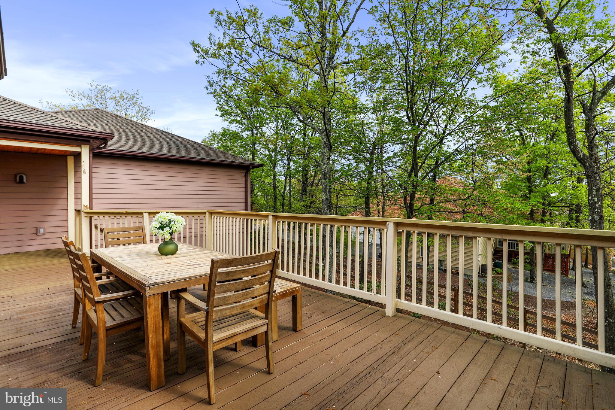 THE WOODS - Residential