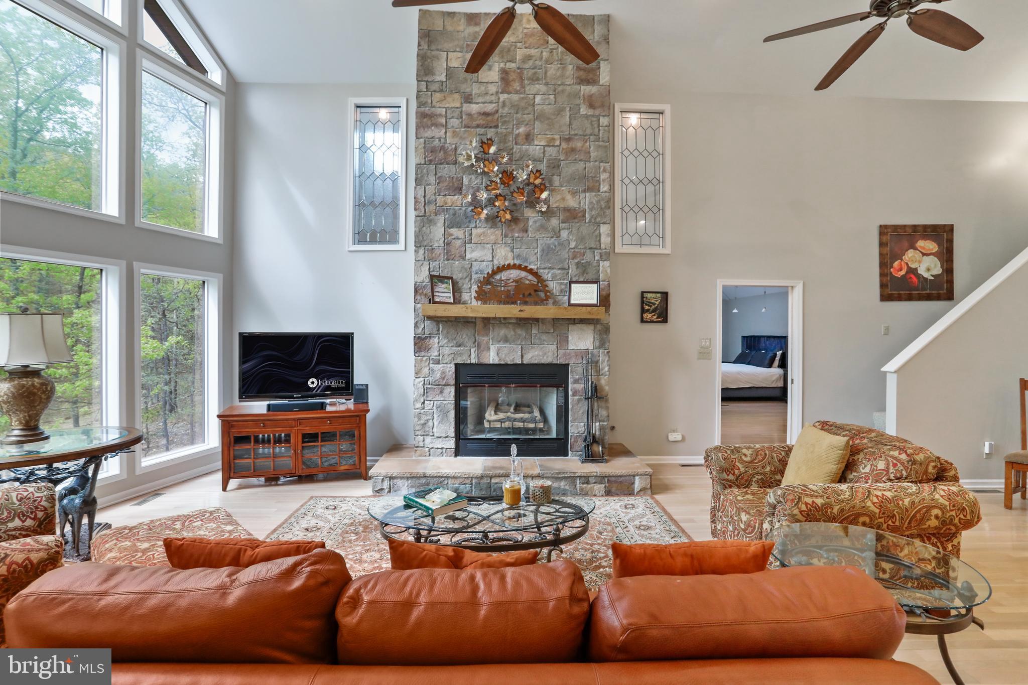 THE WOODS - Residential