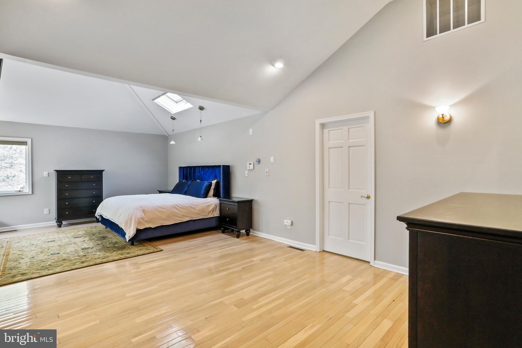 THE WOODS - Residential