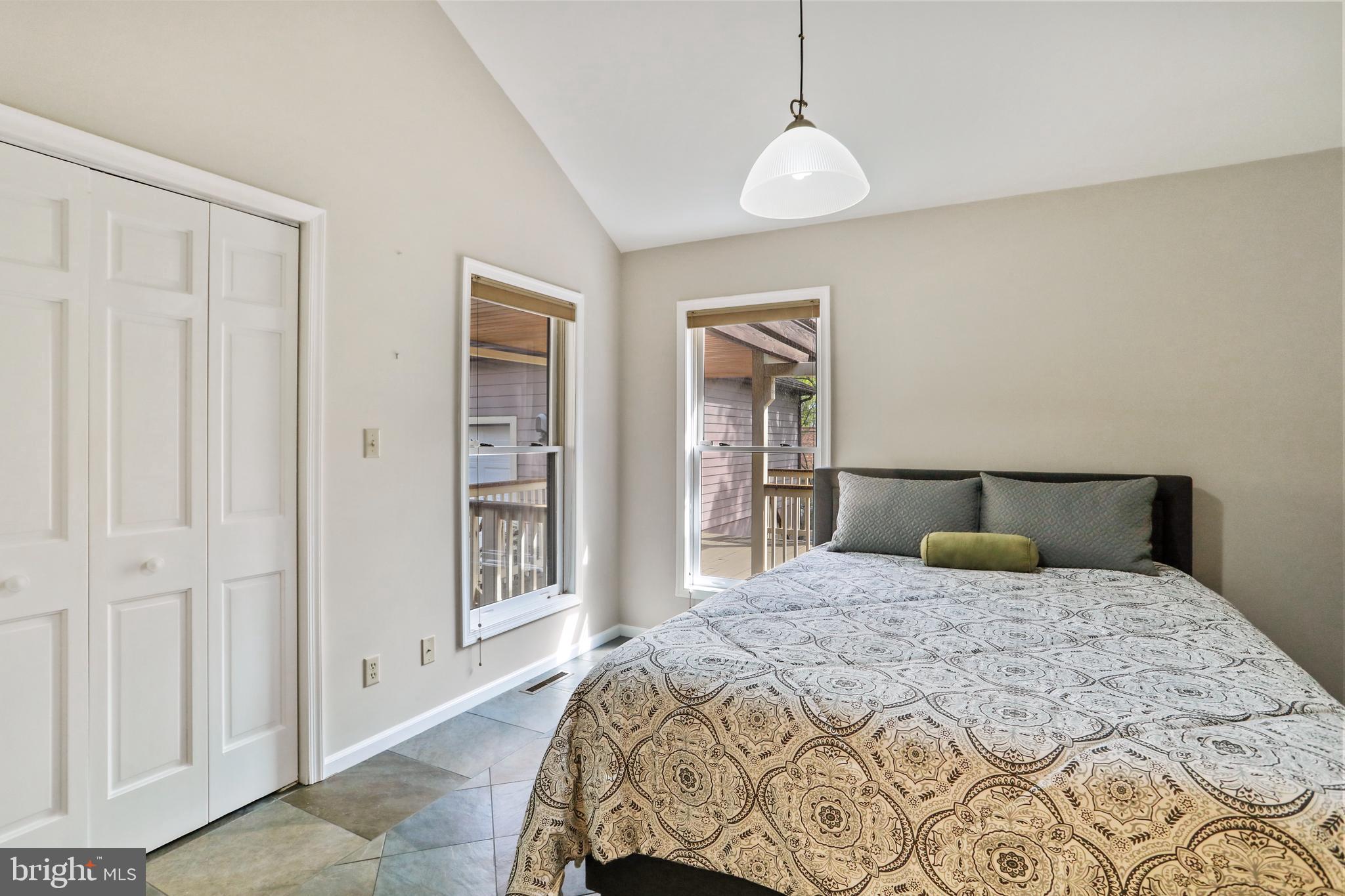 THE WOODS - Residential