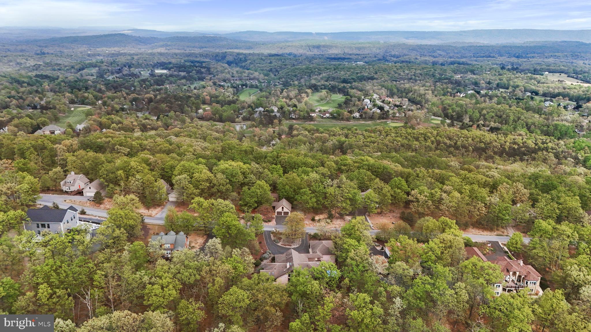 THE WOODS - Residential